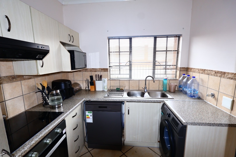 2 Bedroom Property for Sale in Hillside Free State